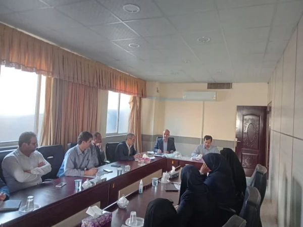  ششمین جلسه استانی نظارت بر برنامه های غذایی دانشجو معلمان پردیس ها و مراکز در مدیریت امور پردیس ها برگزار شد 4