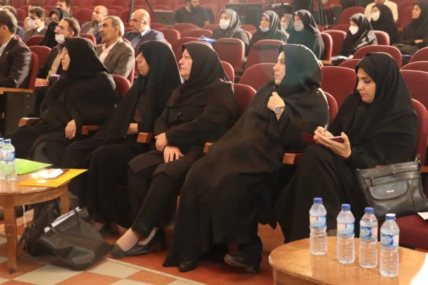 دومین جلسه شورای سیاستگذاری همایش های ملی دانش آموزش محتوا(pck) دانشگاه فرهنگیان در شیراز برگزار شد. 15