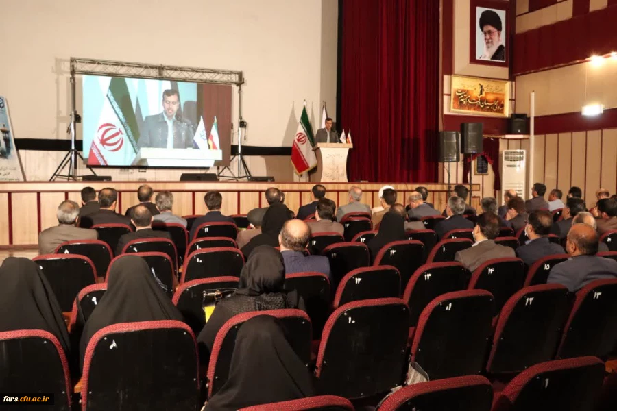 دومین جلسه شورای سیاستگذاری همایش های ملی دانش آموزش محتوا(pck) دانشگاه فرهنگیان در شیراز برگزار شد. 18