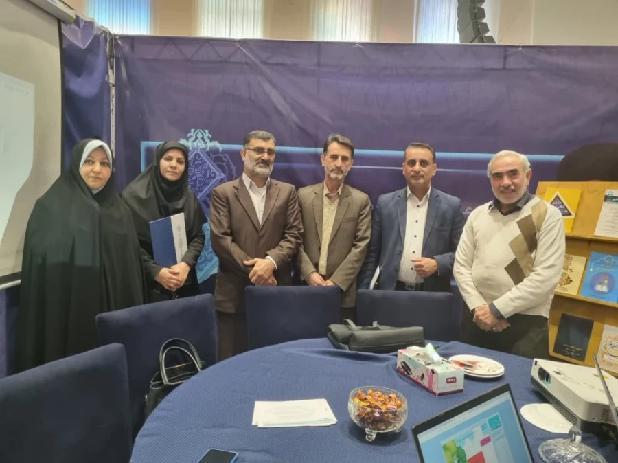 برپایی غرفه فن بازار دانشگاه فرهنگیان استان فارس در تاریخ ۲۰ لغایت ۲۳ آذر ماه ۱۴۰۱ جهاد دانشگاهی دانشگاه شیراز 5