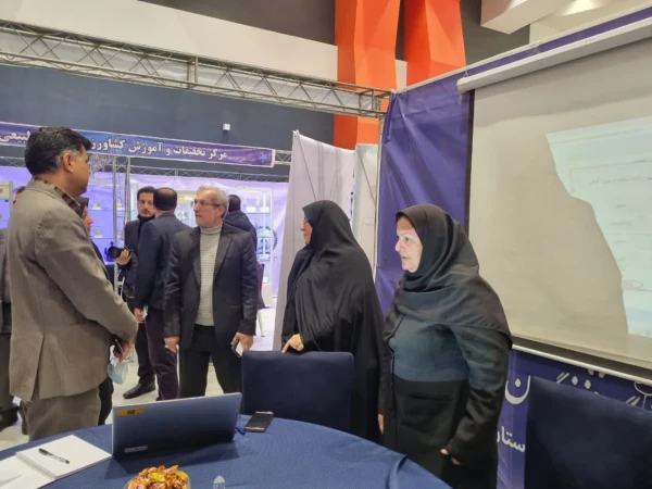 برپایی غرفه فن بازار دانشگاه فرهنگیان استان فارس در تاریخ ۲۰ لغایت ۲۳ آذر ماه ۱۴۰۱ جهاد دانشگاهی دانشگاه شیراز 13