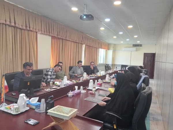 جلسه تجزیه و تحلیل نتایج رهنامه 40 ماده ای دانشگاه فرهنگیان استان فارس برگزار گردید 8