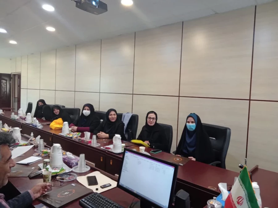 جلسه تجزیه و تحلیل نتایج رهنامه 40 ماده ای دانشگاه فرهنگیان استان فارس برگزار گردید 9