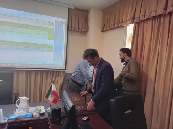 جلسه تجزیه و تحلیل نتایج رهنامه 40 ماده ای دانشگاه فرهنگیان استان فارس برگزار گردید 15