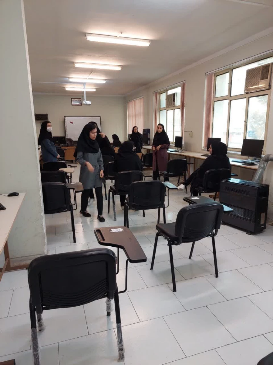 بازدید از امتحانات پایان نیمسال اول سال تحصیلی 1402-1401 17