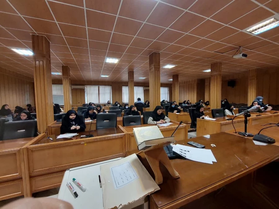 بازدید از امتحانات پایان نیمسال اول سال تحصیلی 1402-1401 18