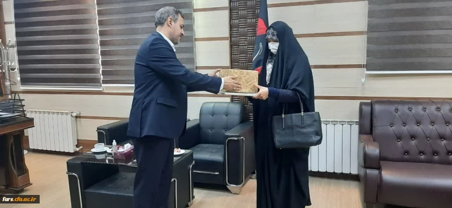 به مناسبت سالروز بزرگداشت شهدا برگزار شد:
 تقدیر از خانواده معظم شهدای شاغل در دانشگاه فرهنگیان استان فارس 2