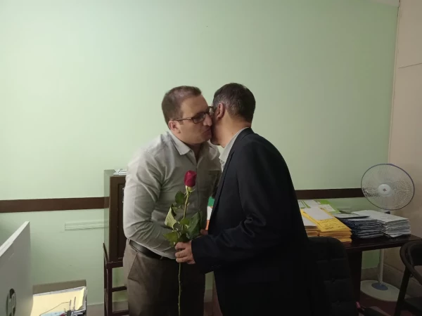 در اولین روز هفته بزرگداشت مقام معلم برگزار شد:
تقدیر مدیریت دانشگاه فرهنگیان استان فارس از کارمندان دانشگاه فرهنگیان
 3