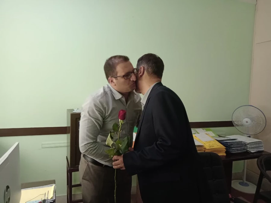 در اولین روز هفته بزرگداشت مقام معلم برگزار شد:
تقدیر مدیریت دانشگاه فرهنگیان استان فارس از کارمندان دانشگاه فرهنگیان
 3