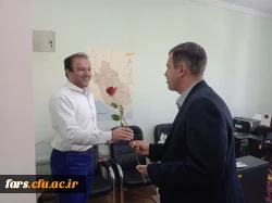 در اولین روز هفته بزرگداشت مقام معلم برگزار شد:
تقدیر مدیریت دانشگاه فرهنگیان استان فارس از کارمندان دانشگاه فرهنگیان
 6