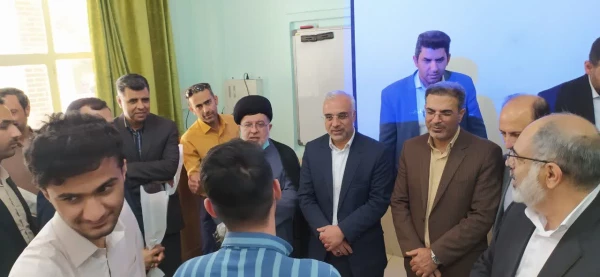 در هفتم بزرگداشت مقام معلم صورت گرفت:
حضور حجت الاسلام موسوی مدیرکل دادگستری استان فارس به همراه دادستان شیراز و معاونین دادگستری استان تهران در دانشگاه فرهنگیان فارس و تبریک هفته معلم به همکاران،اساتید و دانشجو معلمان 6