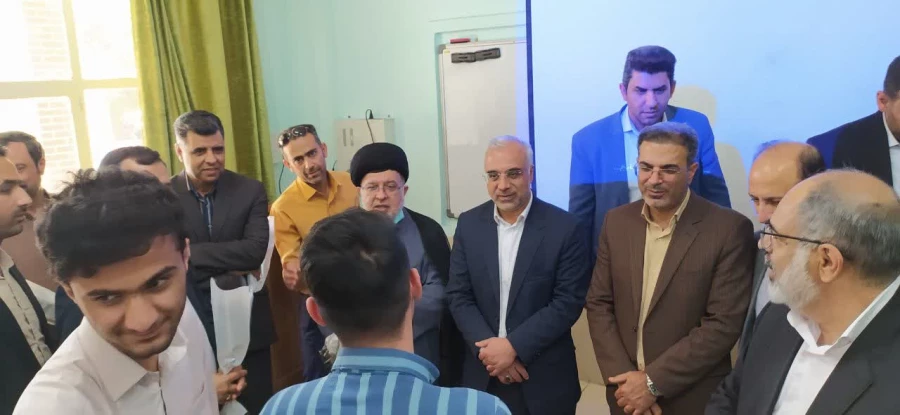 در هفتم بزرگداشت مقام معلم صورت گرفت:
حضور حجت الاسلام موسوی مدیرکل دادگستری استان فارس به همراه دادستان شیراز و معاونین دادگستری استان تهران در دانشگاه فرهنگیان فارس و تبریک هفته معلم به همکاران،اساتید و دانشجو معلمان 6