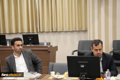 به گزارش روابط عمومی دانشگاه فرهنگیان استان فارس جلسه هم اندیشی رهیافت های نوین سواد آموزی در زیست بوم جدید با حضور معاون وزیر، استاندار فارس، مدیریت دانشگاه فرهنگیان استان فارس و مدیر کل آموزش و پرورش فارس برگزار شد. 