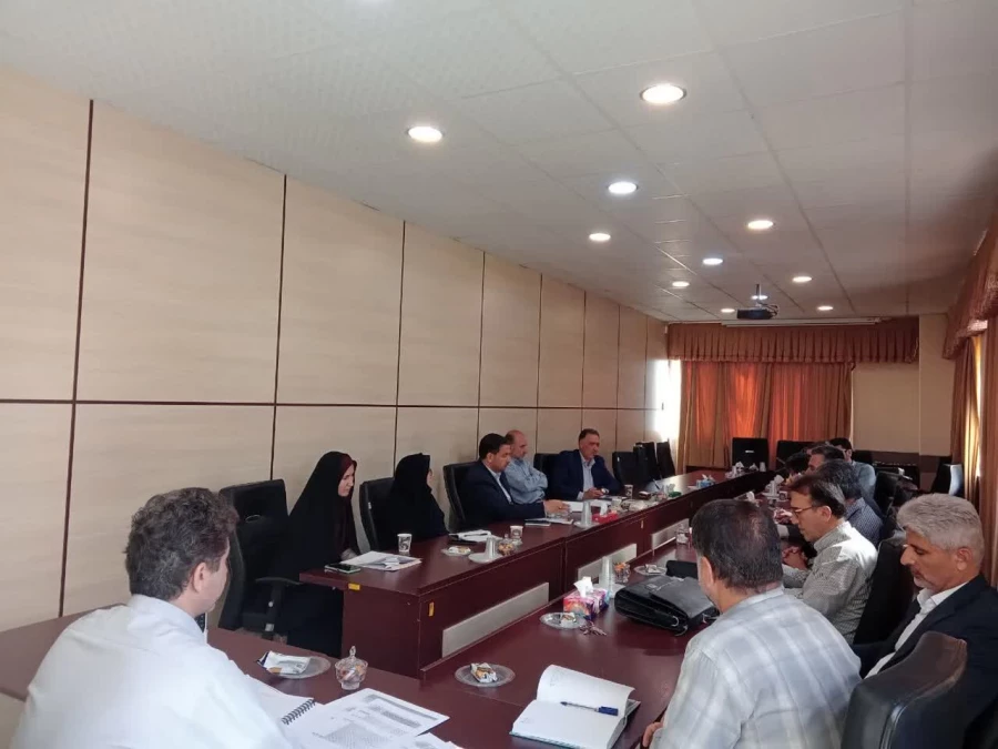 جلسه بررسی مسائل و مشکلات شرکت طبخ و توزیع غذای دانشجویان دانشگاه فرهنگیان فارس 3