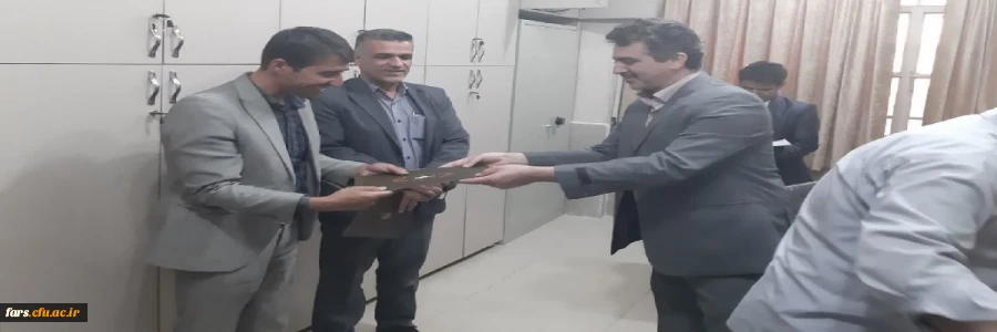 تجلیل از مشاوران دانشگاه فرهنگیان استان فارس به مناسبت 9 اردیبهشت روز جهانی مشاور و روانشناس  2