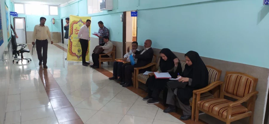 به مناسب هفته بزرگداشت مقام معلم برگزار شد:
میز خدمت مدیرکل دادگستری استان فارس ویژه فرهنگیان در دانشگاه فرهنگیان استان فارس 5