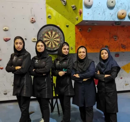 درخشش دانشجویان دختر دانشگاه فرهنگیان فارس در مسابقات ورزش های همگانی دانشگاه های استان در رشته های دارت و آمادگی جسمانی 4