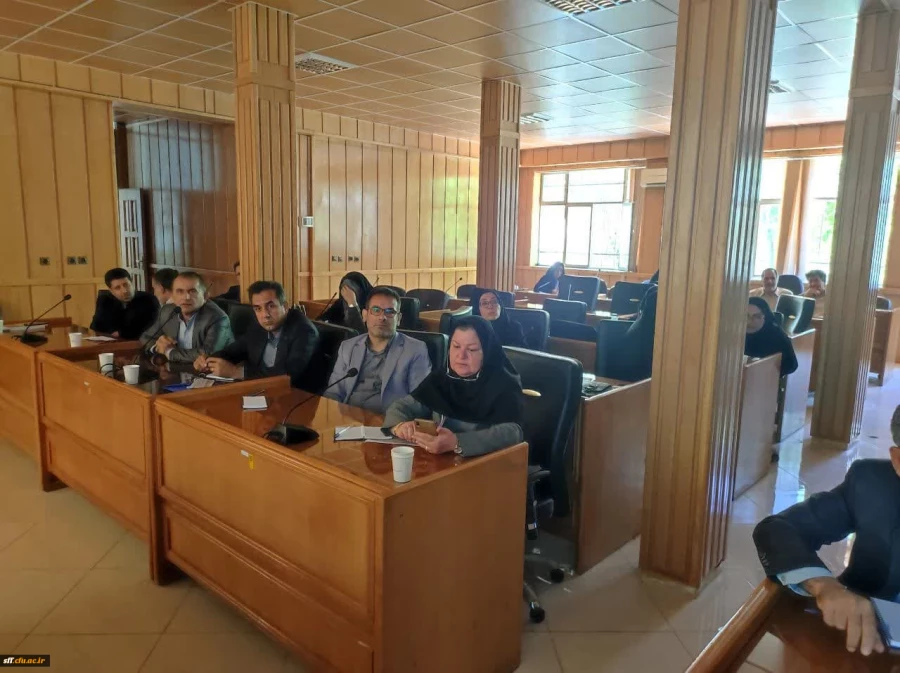 برگزاری کارگاه های حضوری(پژوهشی) ویژه اعضای هیئت علمی استان های فارس و بوشهر و کهکیلویه و بویراحمد در واحد دانشگاهی سلمان فارسی شیراز 2