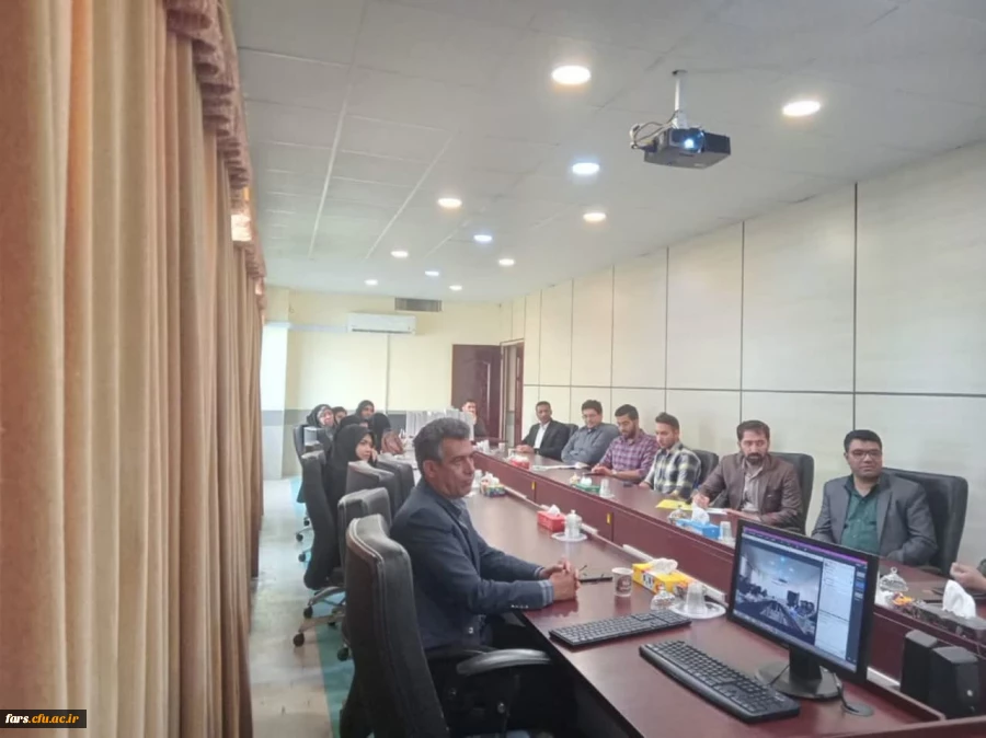 تجلیل از کارکنان و دانشجو معلمان فعال در حوزه روابط عمومی دانشگاه فرهنگیان استان فارس 2