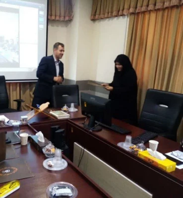 تجلیل از کارکنان و دانشجو معلمان فعال در حوزه روابط عمومی دانشگاه فرهنگیان استان فارس 7
