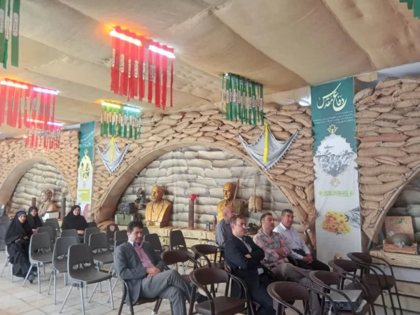 بازدید مدیریت و کارکنان دانشگاه فرهنگیان استان فارس از موزه دفاع مقدس شیراز 3