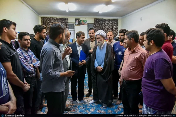 حضور صمیمانه نماینده ولی فقیه استان فارس در دانشگاه فرهنگیان 4