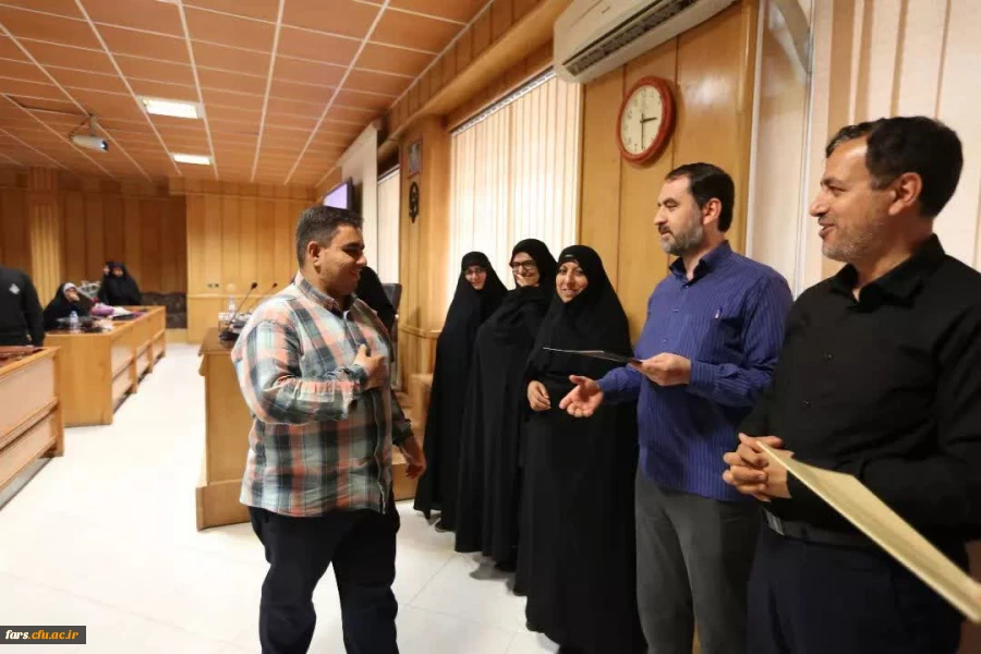 مراسم تودیع و معارفه مسئولین حوزه بسیج دانشجویی دانشگاه فرهنگیان استان فارس با حضور جمعی از مسئولین و دانشجویان در تاریخ ۱۵ مردادماه ۱۴۰۲ برگزار شد. 2