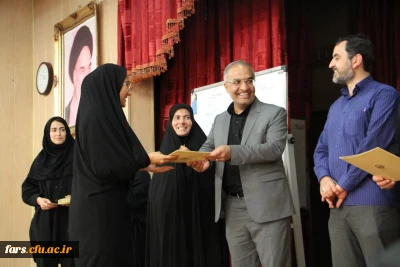 تقدیر از دانشجومعلمان ورزشکار دانشگاه
با حضور مشاور وزیر، مدیریت استان و مدیر کل آموزش و پرورش از دانشجومعلمان افتخار آفرین در مسابقات هفت سنگ کشوری تجلیل شد.