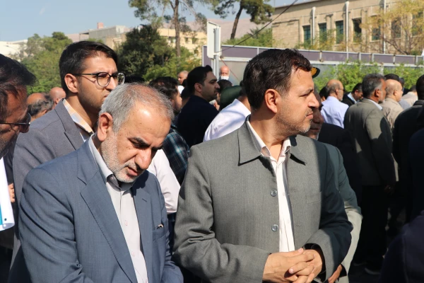 حضور  زارع شیبانی مدیریت محترم دانشگاه فرهنگیان فارس در مراسم یوم الله سیزده آبان به همراه دانشجومعلمان مرکز شهید مطهری شیراز 3