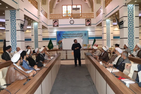 دوره آموزشی همکاران دفاتر نهاد دانشگاه فرهنگیان سراسر کشور
کارگاه رفتارشناسی با رویکرد جایگزین پروری  3