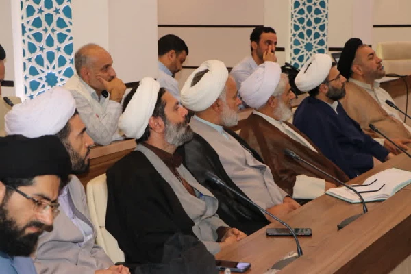 دوره آموزشی همکاران دفاتر نهاد دانشگاه فرهنگیان سراسر کشور
کارگاه رفتارشناسی با رویکرد جایگزین پروری  4