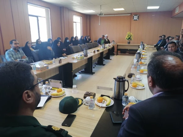 نشست اساتید بسیجی شهرستان اقلید 4