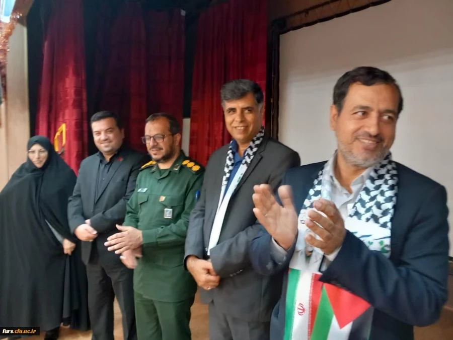 ویژه برنامه هفته بسیج برگزار شد.  2