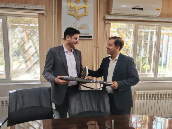 تجلیل نمادین از برخی دانشجومعلمان 99 2