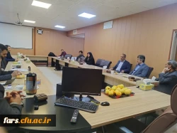 جلسه دکتر وحیدی معاون دانشگاه فرهنگیان استان فارس با مسئولین کنگره شهدا و کانون ایثار و شهدا در مرکز شهید بهشتی اقلید 2