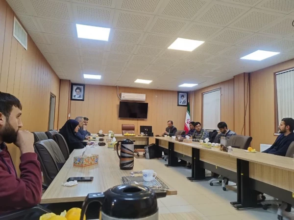 جلسه دکتر وحیدی معاون دانشگاه فرهنگیان استان فارس با مسئولین کنگره شهدا و کانون ایثار و شهدا در مرکز شهید بهشتی اقلید 5