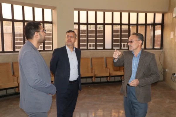 بازدید زارع شیبانی مدیریت محترم دانشگاه فرهنگیان فارس از ساختمان شهید سلیمانی (ساختمان شماره 2 پردیس شهید رجایی) 3