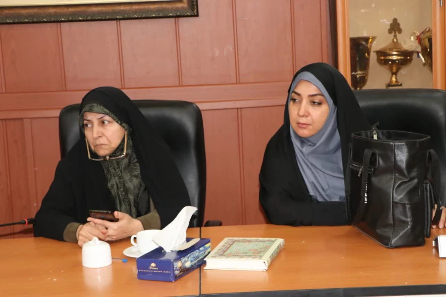 جلسه شورای آموزشی با حضور مسئولین پردیس ها و مراکز استان فارس 5