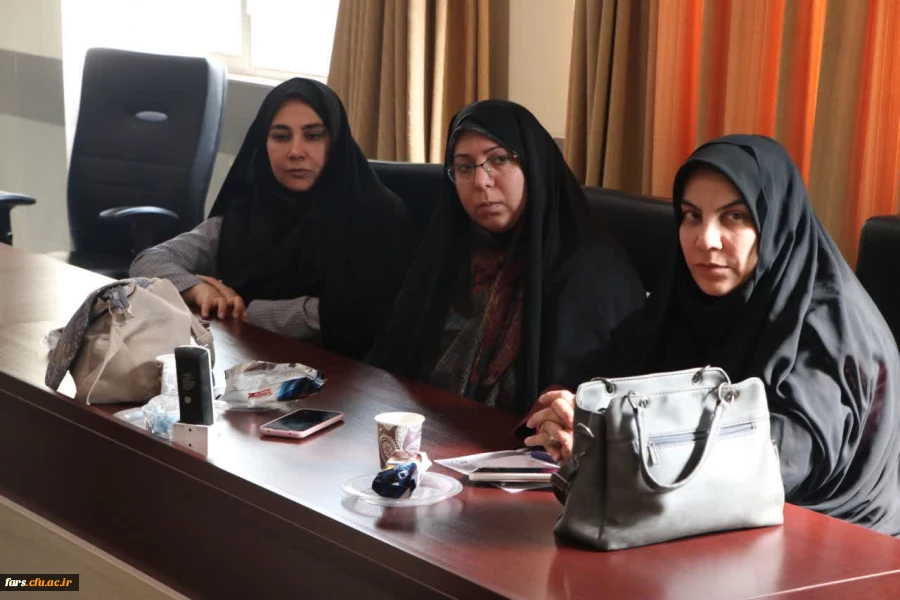 جلسه هوشمند سازی و فناوری اطلاعات دانشگاه فرهنگیان فارس برگزار گردید 4