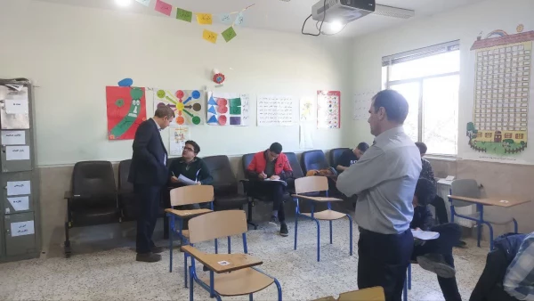 بازدید زارع شیبانی سرپرست استانی دانشگاه فرهنگیان فارس از حوزه امتحانی مرکز شهید بهشتی اقلید 4