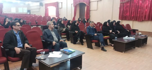 جلسه هم اندیشی  اساتید پردیس شهید باهنر برگزار شد 8