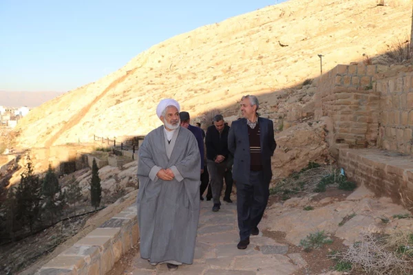  گزارش تصویری برنامه پیاده روی همگانی اساتید و همکاران اداری دانشگاه فرهنگیان فارس 4