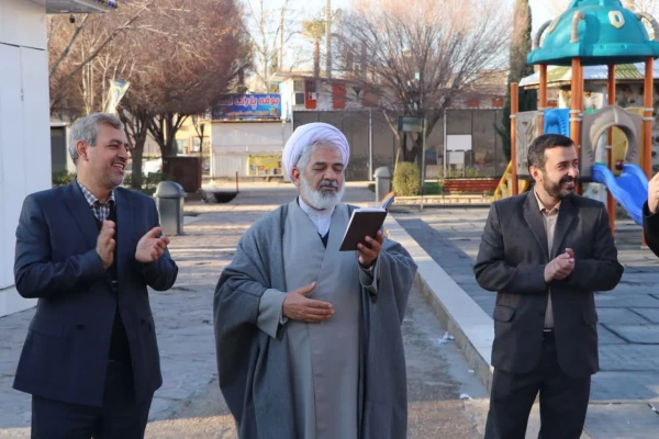  گزارش تصویری برنامه پیاده روی همگانی اساتید و همکاران اداری دانشگاه فرهنگیان فارس 8