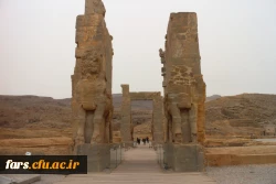 حضور دانشجومعلمان دانشگاه فرهنگیان شهید_مطهری_شیراز در اردوی نیم روزه  ی علمی_تفریحی تخت جمشید  2