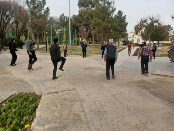 گزارش تصویری  پیاده روی کارکنان پردیس شهید رجایی، پردیس شهید باهنر، مرکز سلمان فارسی و مدیریت استان 4