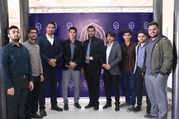 قاب یادگاری نهمین اجلاس استانی نماز فارس 17