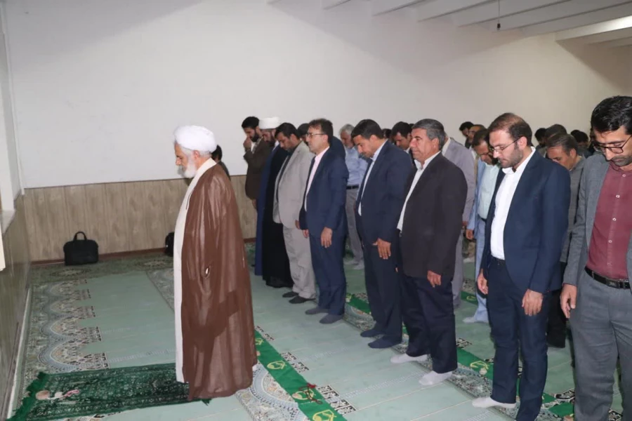 اولین نشست صمیمی مدیریت محترم دانشگاه فرهنگیان فارس با کارکنان در سال ۱۴۰۳ 6