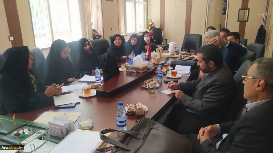 جلسه شورای آموزشی با حضور رؤسای پردیس ها و مراکز 2