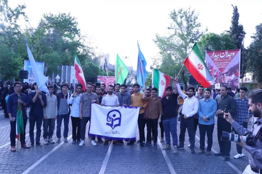 حضور دانشجومعلمان دانشگاه فرهنگیان فارس در مراسم تجمع دانشگاهیان دانشگاه های شیراز در حمایت از خیزش دانشجویان آمریکا و اروپا 5