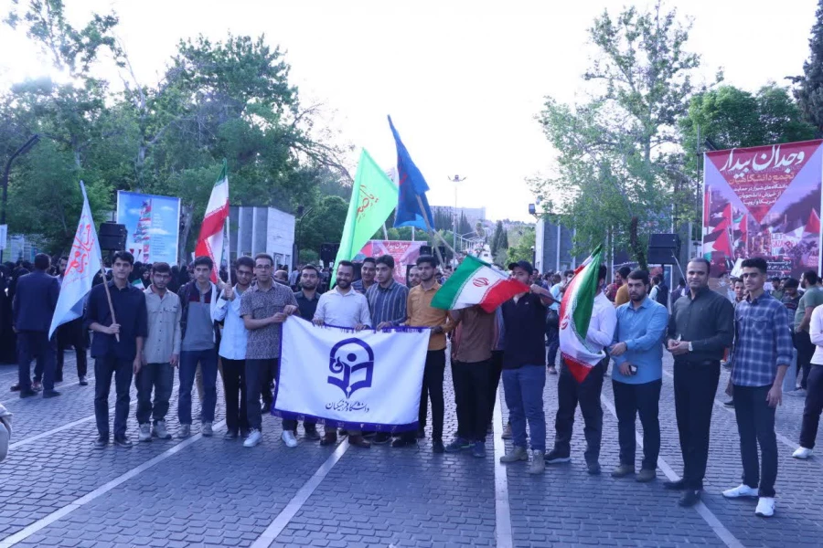 حضور دانشجومعلمان دانشگاه فرهنگیان فارس در مراسم تجمع دانشگاهیان دانشگاه های شیراز در حمایت از خیزش دانشجویان آمریکا و اروپا 6